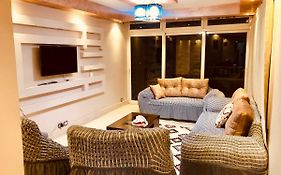 Toscanini Apartament اول صف مباشره